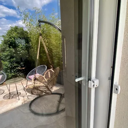 Maison Entiere Avec Jardin Proche Disney & Paris Bed & Breakfast *